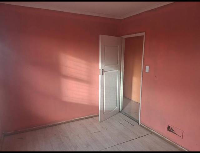 3 BEDROOM HOUSE FOR SALE IN GRACELAND